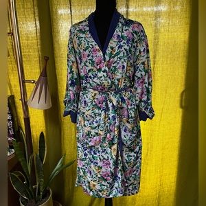 Vintage Victoria’s Secret Robe- Gold Label